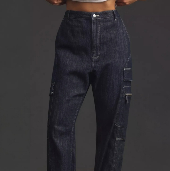 Anthropologie Pilcro Seamed Sport Low-Rise Dark Blue Boyfriend Cargo Jeans. - Picture 2 of 6